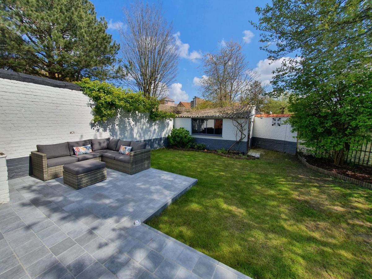 ブルージュ Trendy, Authentieke Woning Met Groot Terras En Tuinヴィラ エクステリア 写真