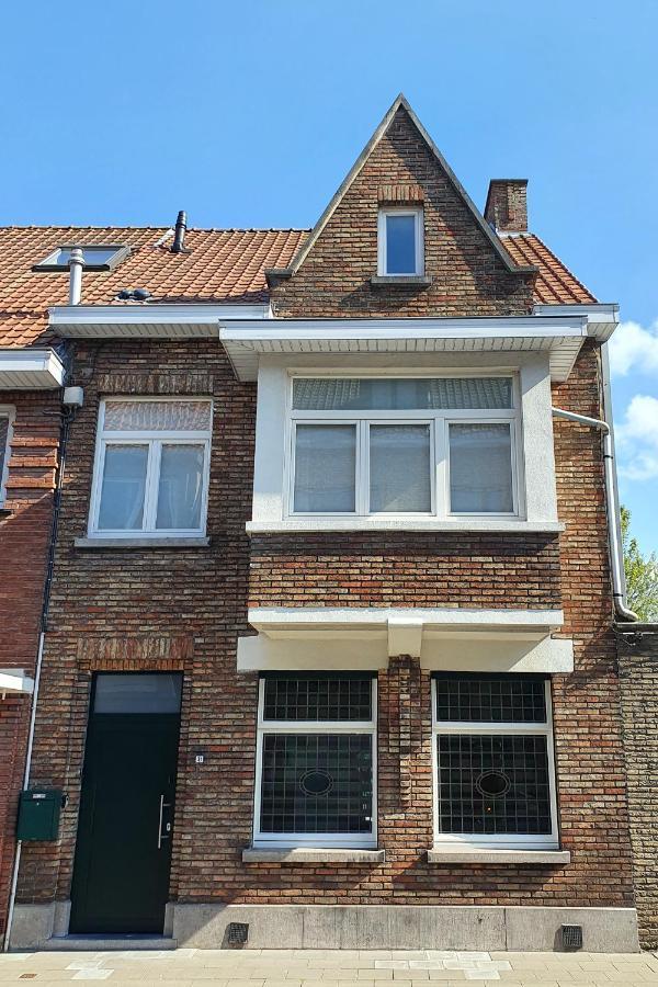 ブルージュ Trendy, Authentieke Woning Met Groot Terras En Tuinヴィラ エクステリア 写真